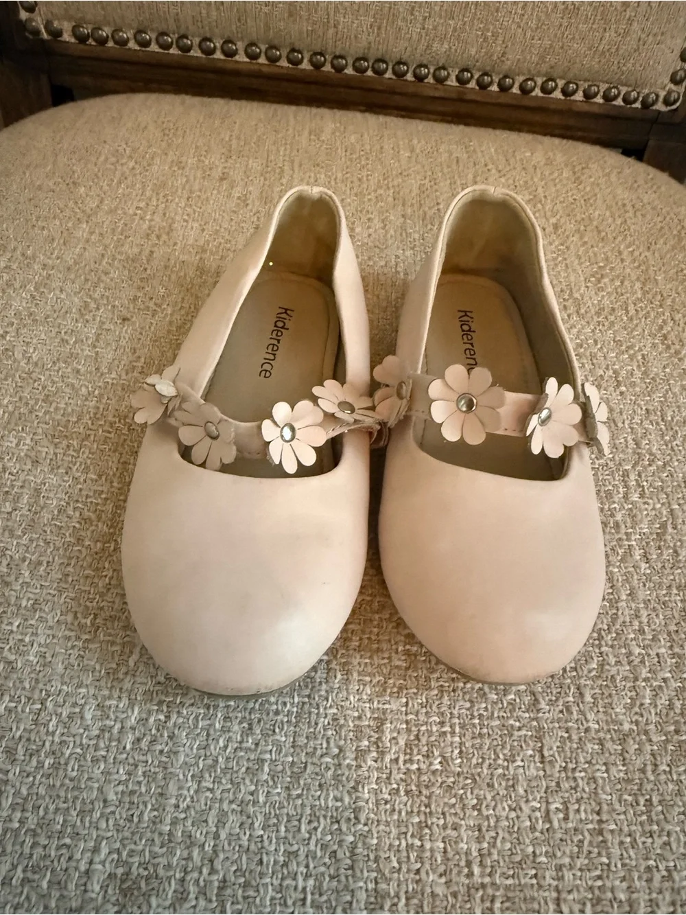 Kiderence Girls toddler Ballet Flat shoes in blush pink Flower Embellishments